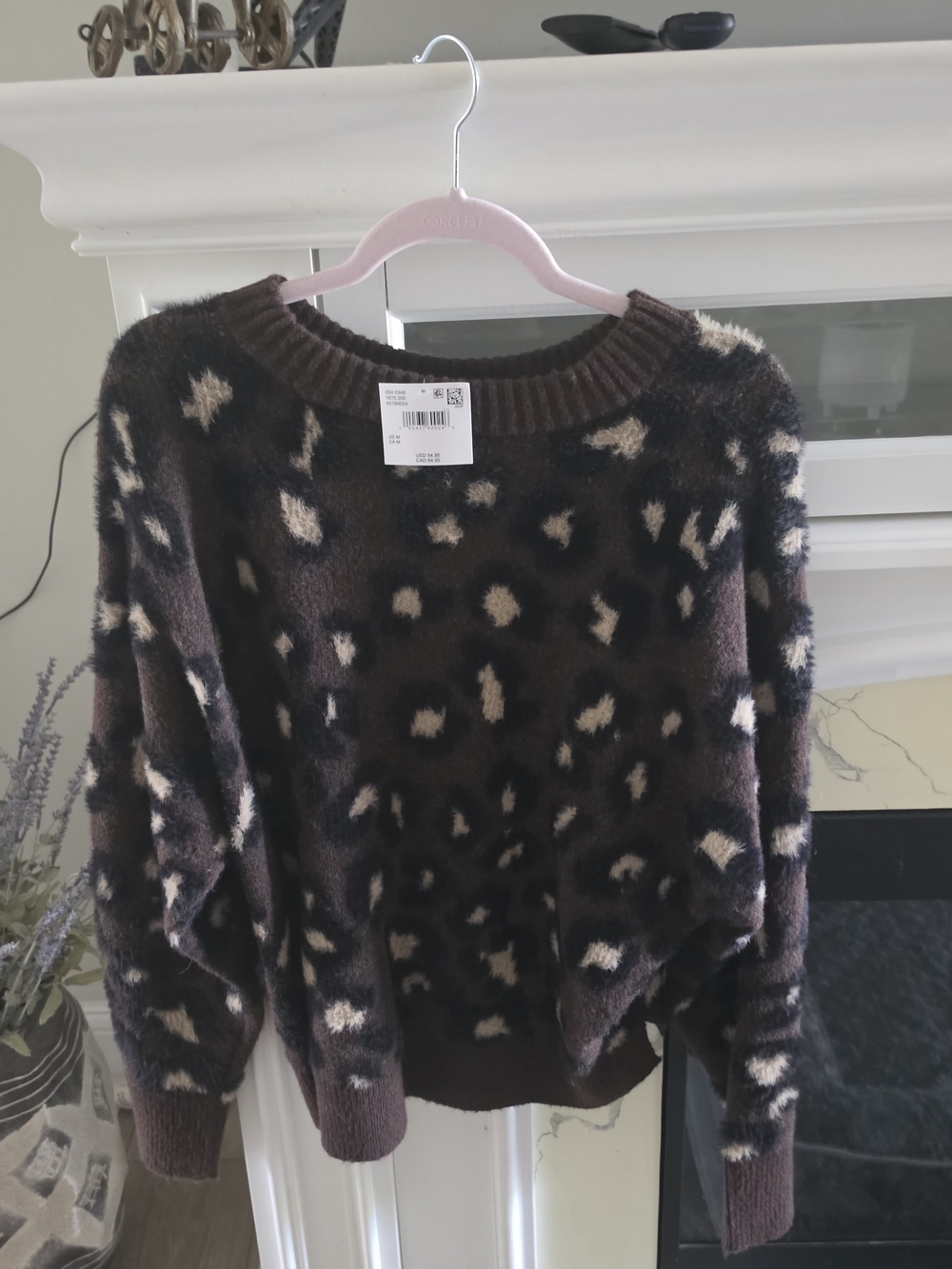 American Eagle Outfitters Brown and Cream Leopard Crewneck Sweater